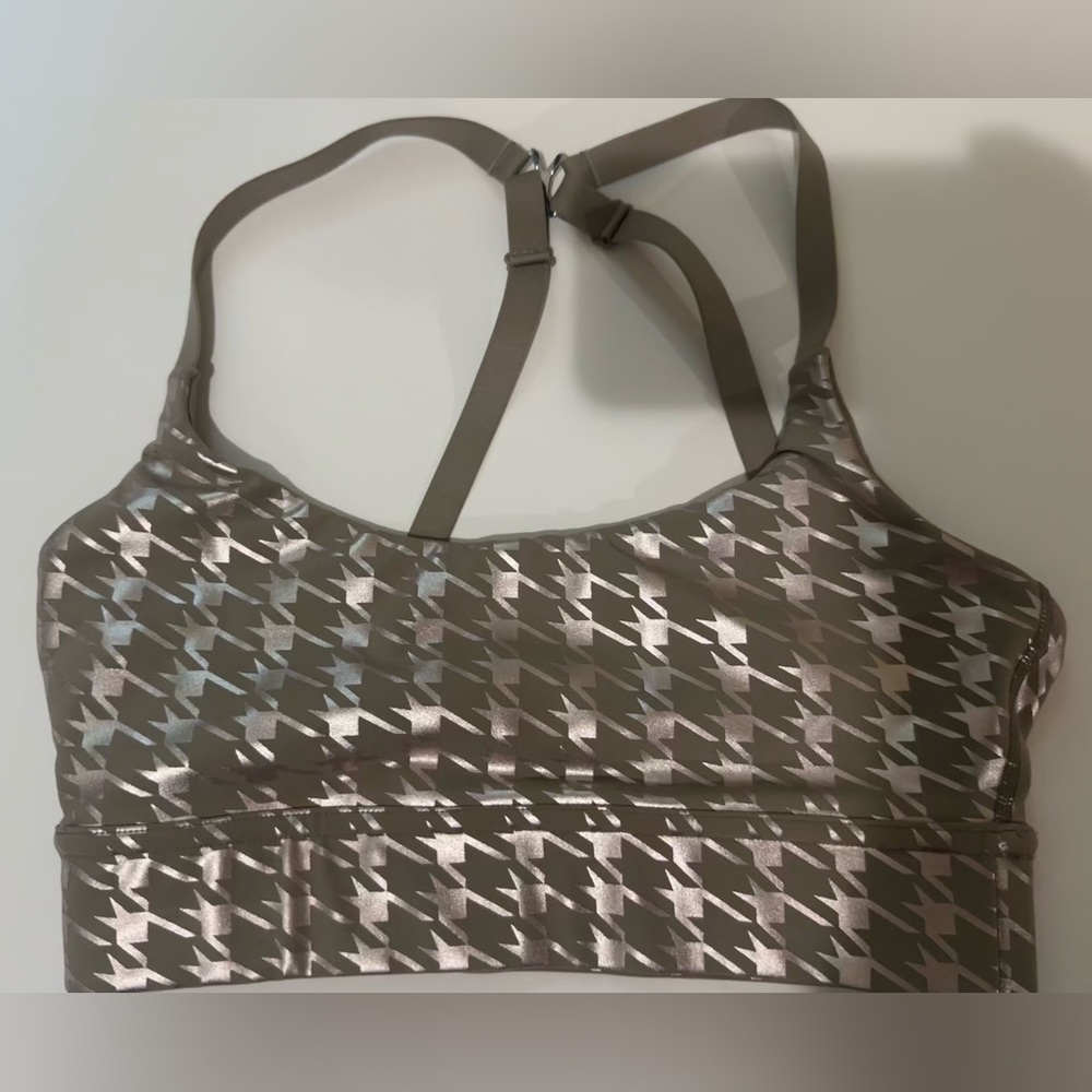 BRAND NEW Savage Fenty sporty bra